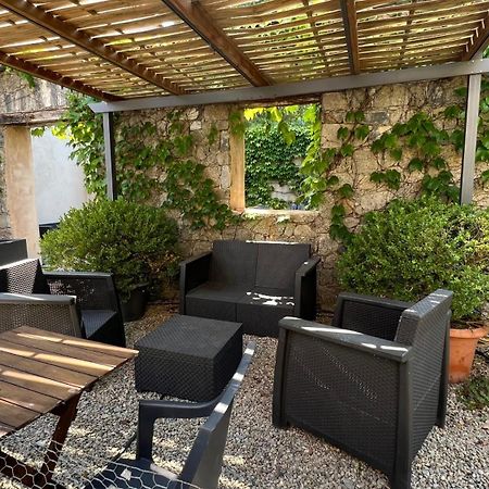 A Mandria, Appartements Avec Cuisine 30M2, Patio, Vue Montagnes Et Citadelle, 5 Minutes A Pied Du Centre Ville Et Des Rivieres Amantea Exterior foto
