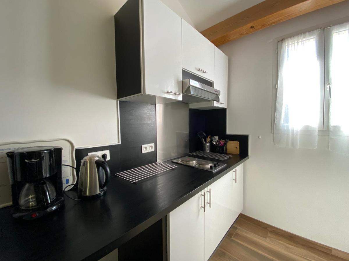 A Mandria, Appartements Avec Cuisine 30M2, Patio, Vue Montagnes Et Citadelle, 5 Minutes A Pied Du Centre Ville Et Des Rivieres Amantea Exterior foto