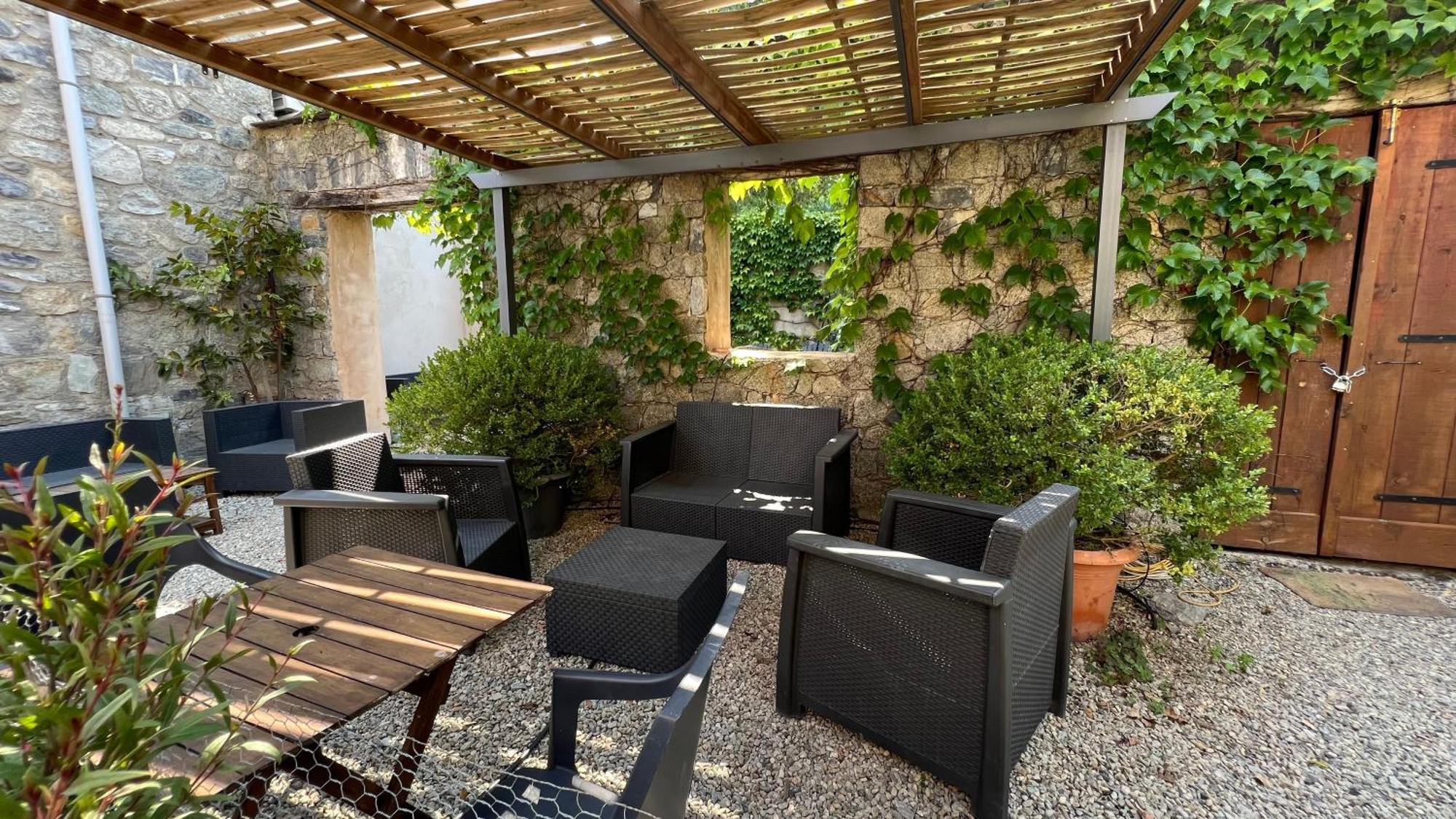 A Mandria, Appartements Avec Cuisine 30M2, Patio, Vue Montagnes Et Citadelle, 5 Minutes A Pied Du Centre Ville Et Des Rivieres Amantea Exterior foto