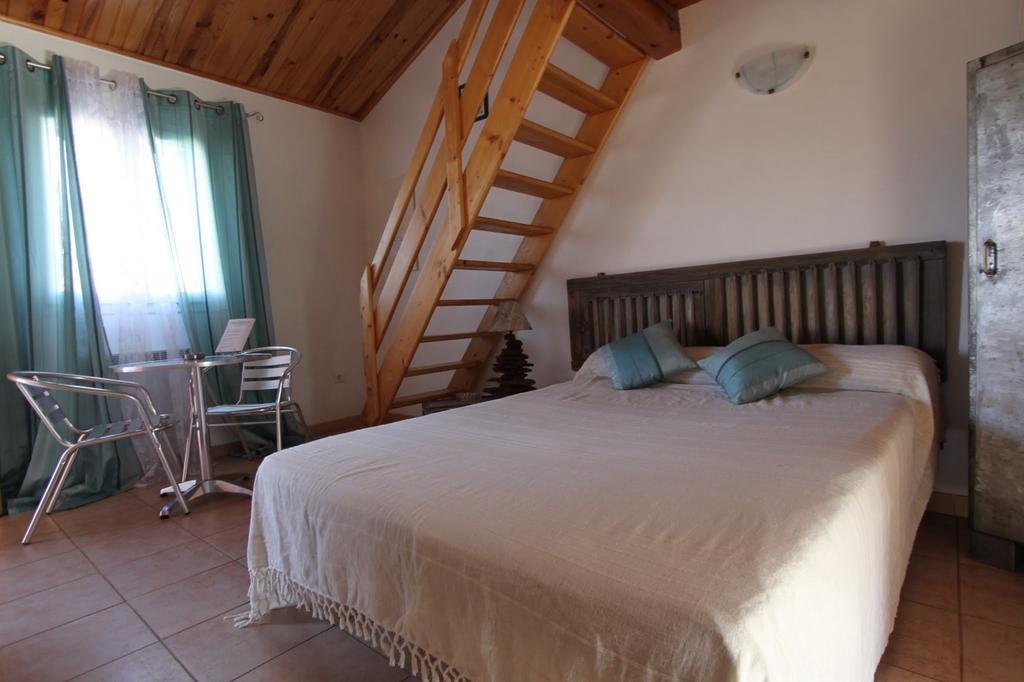 A Mandria, Appartements Avec Cuisine 30M2, Patio, Vue Montagnes Et Citadelle, 5 Minutes A Pied Du Centre Ville Et Des Rivieres Amantea Exterior foto